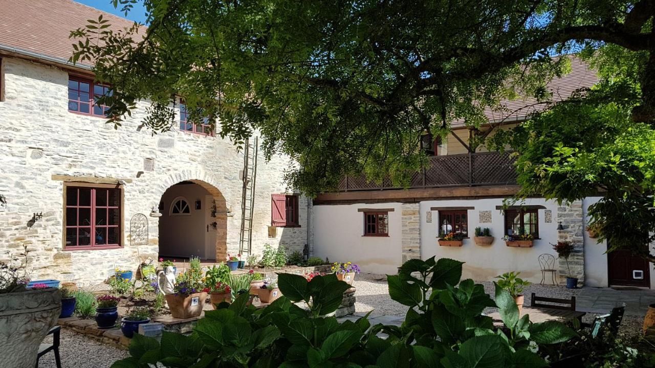 Chambres d'Hôtes Secret Pyrenées Lasseube Exterior foto
